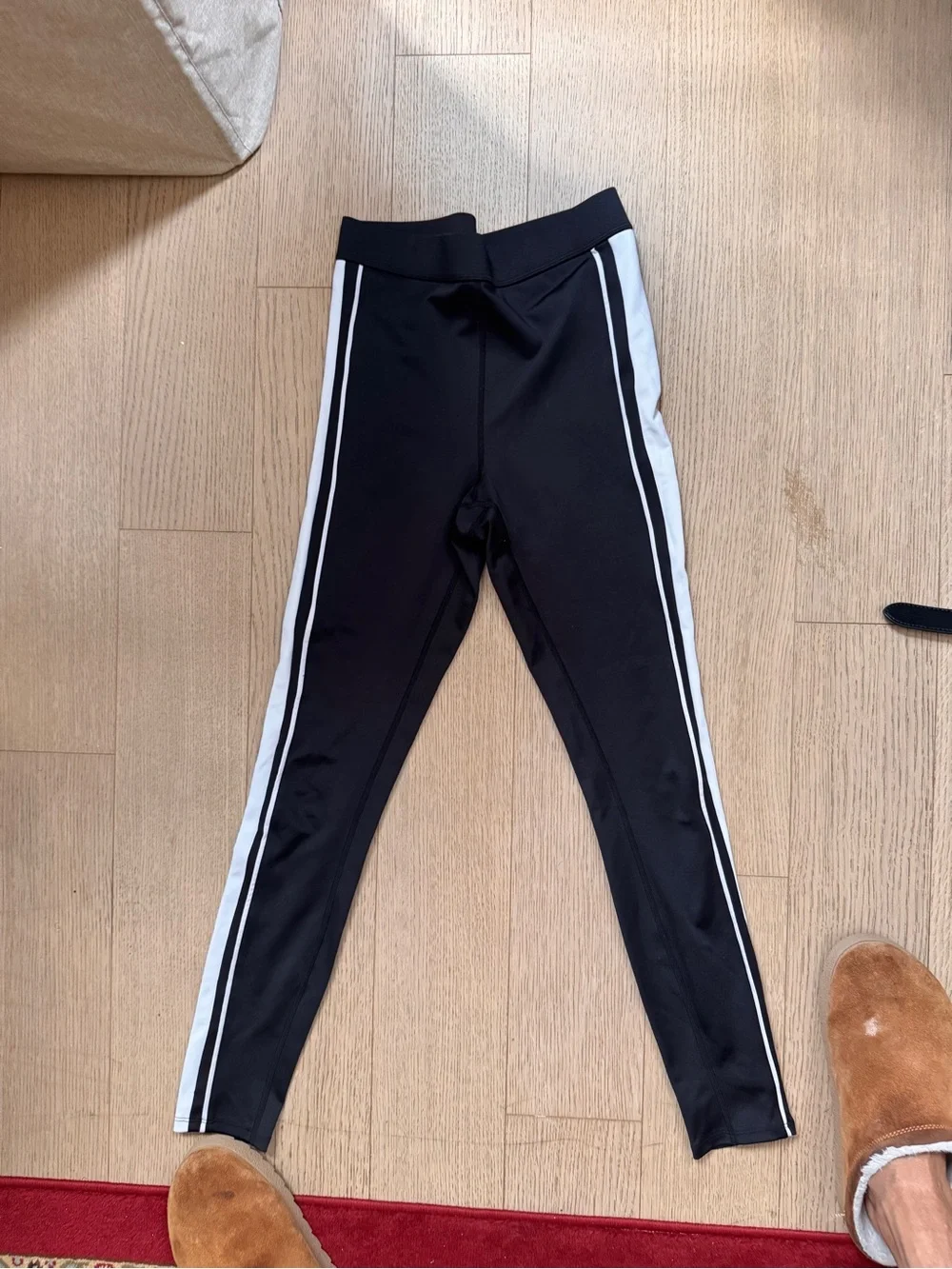 Alo Black Leggings with White Side Stripes